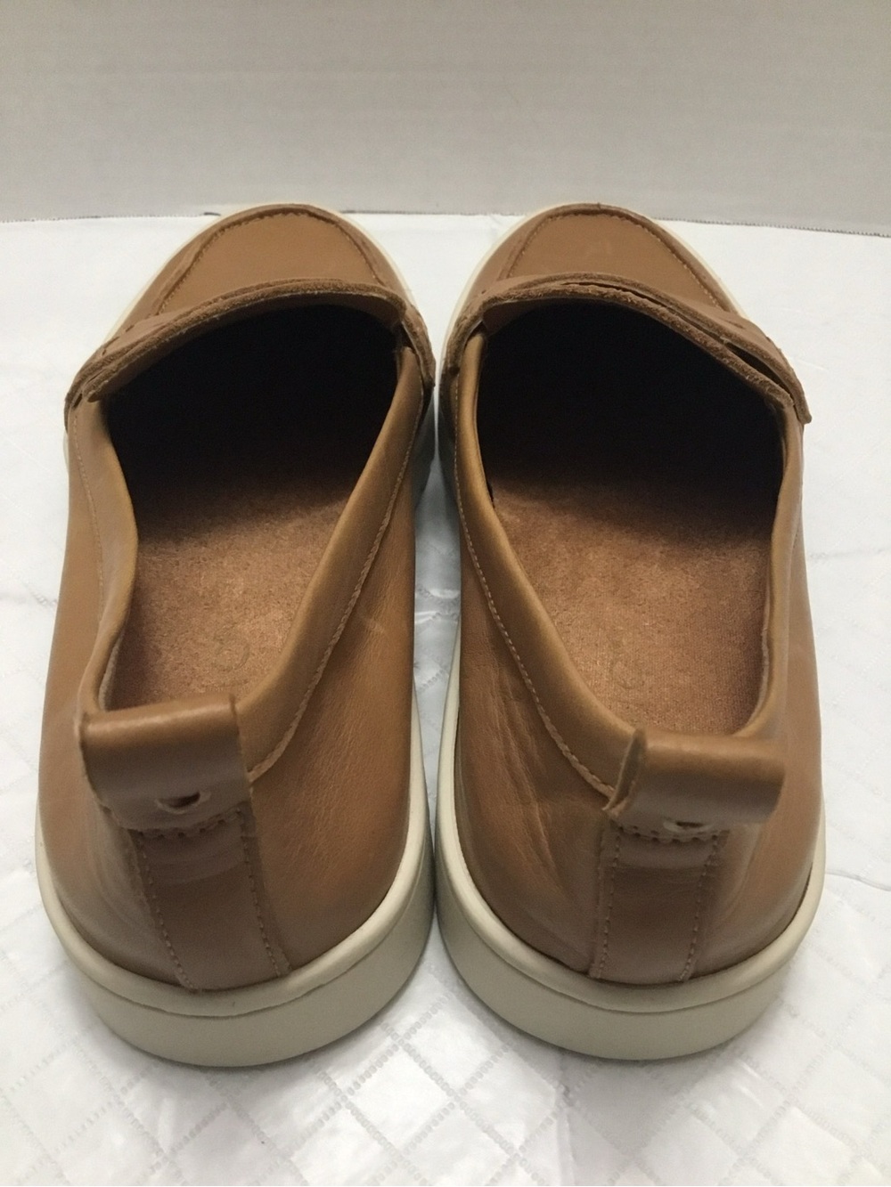 Women’s Vionic Tan Leather Slip-On Loafers size 7 - Picture 4 of 9